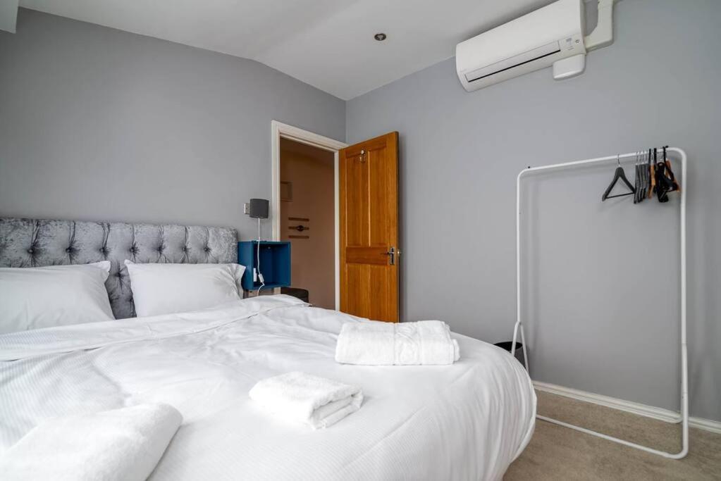 Luxury Apartment Located Near Marble Arch & Baker Street London Bagian luar foto